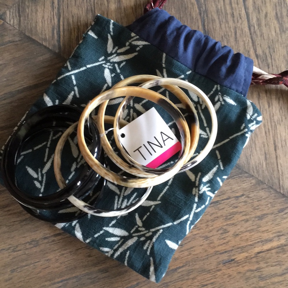 NWT Horn Bracelet set